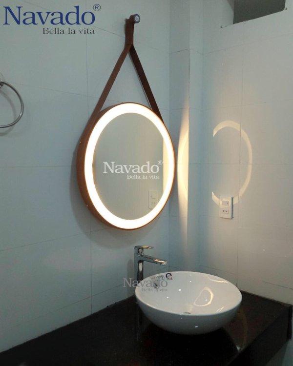 LED bathroom leather strap mirror