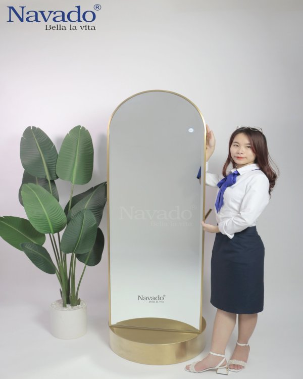 CONVENIENTLY DESIGNED FULL BODY MIRROR 2 IN1