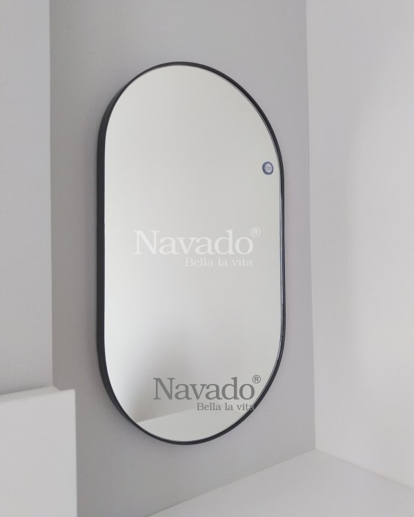 OVAL MAKEUP MIRROR WITH MODERN STYLE