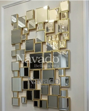 Design decorative wall mirrors according to size