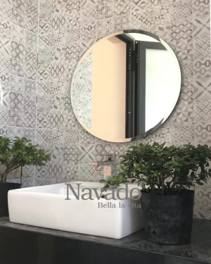 Round bathroom wall mirror with beveled edge NAV 108