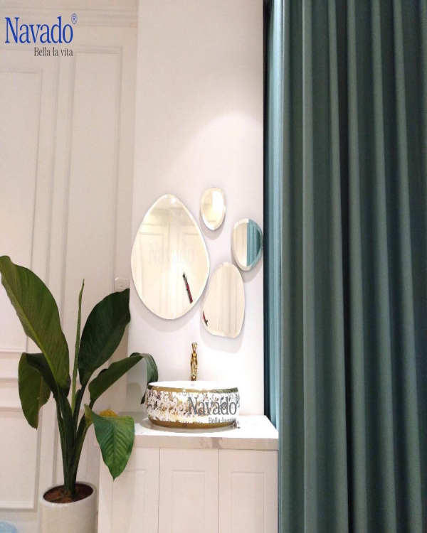 High-end living room wall decoration mirror model stone beach