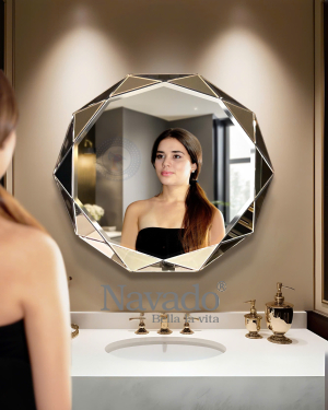 CRYSTAL MAKEUP MIRROR WITH LUXURY STYLE