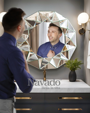 QUEEN BEE LUXURY MAKEUP MIRROR DESIGN