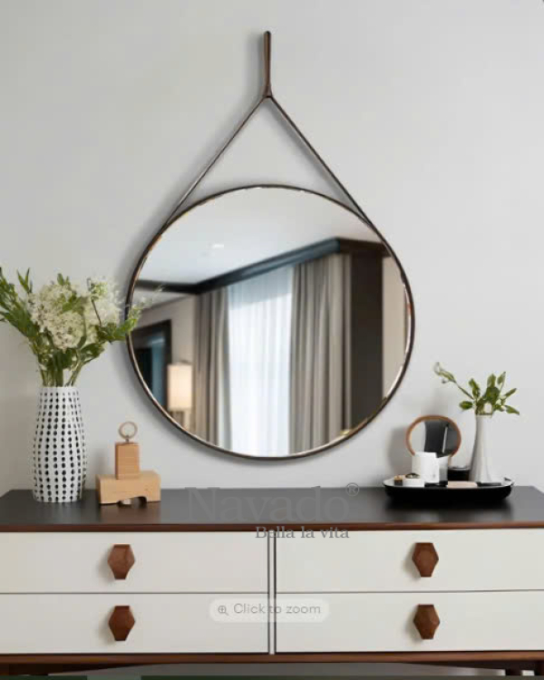 Round mirror with leather strap