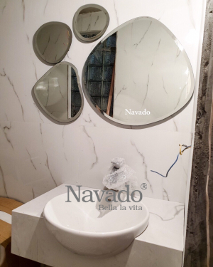 MIRROR DECORATE BATHROOM DECOR