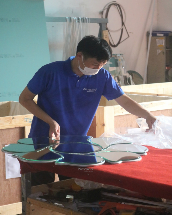 LUXURY ART DESIGN DECORATE MIRROR