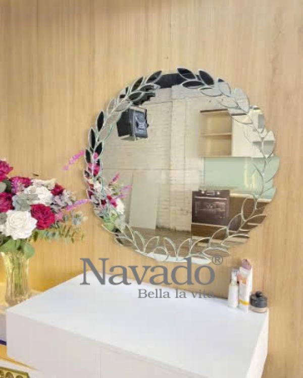 LAUREL LAYOUT BATHROOM MIRROR