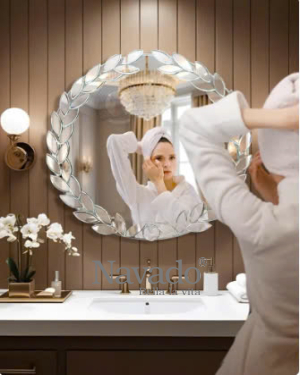 LAUREL LAYOUT BATHROOM MIRROR