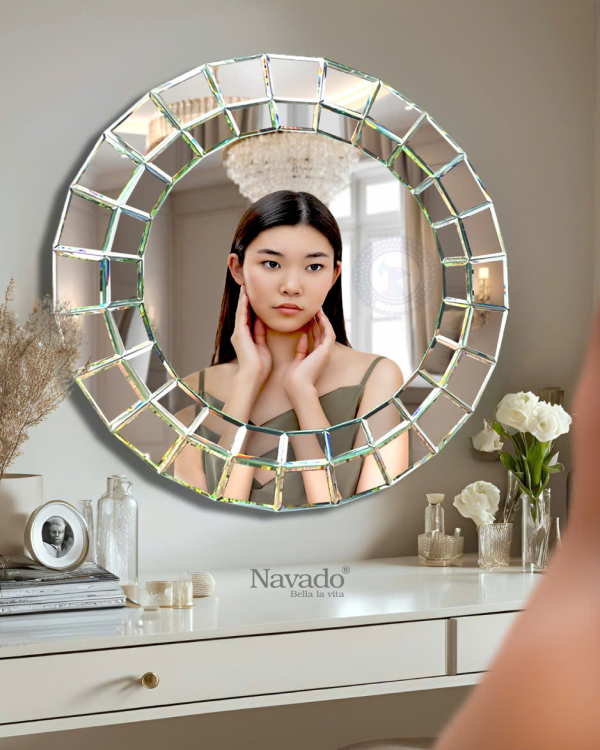 Artistic Circle Mirror NAV 2098