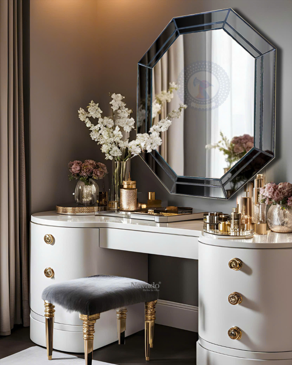 Artistic Makeup Mirror NAV 2131