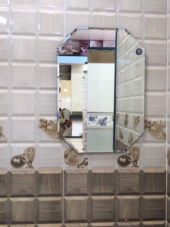 bathroom-mirror