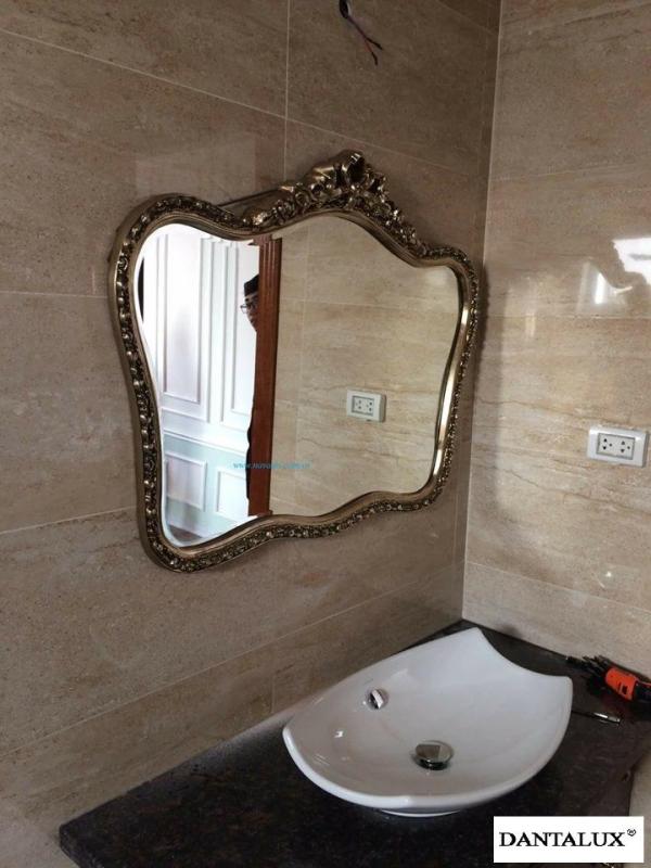 classic-cupid-bathrom-mirror