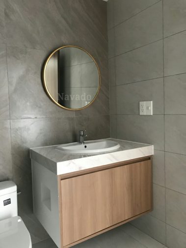 oras-rouns-bathroom-mirror