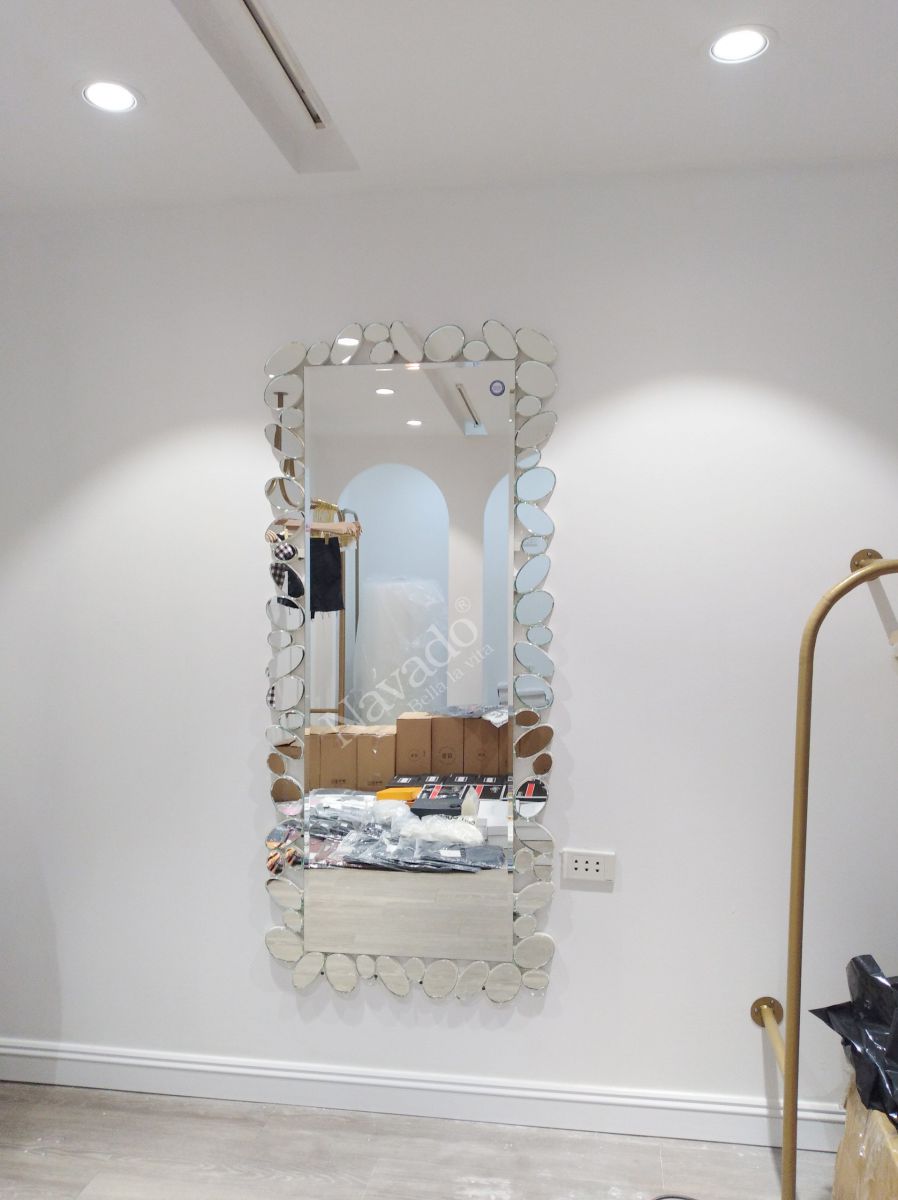 ART KATHINA FULL BODY MIRROR DECORATE