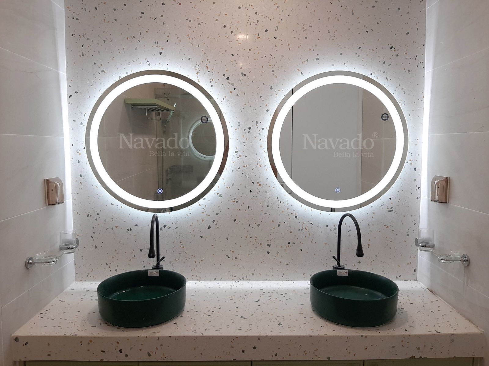 led-round-wall-bathroom-decorate-mirror