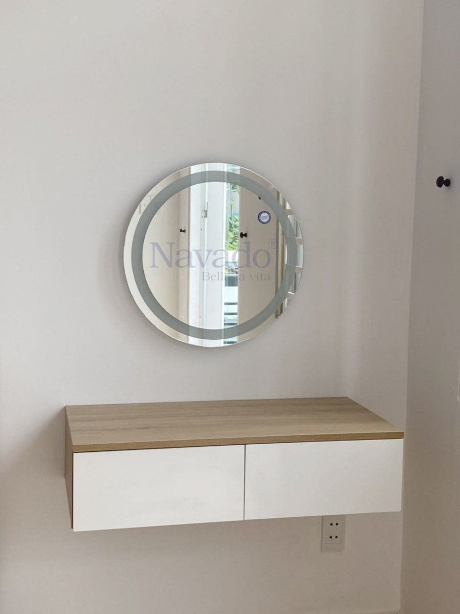 led-modern-makeup-mirror