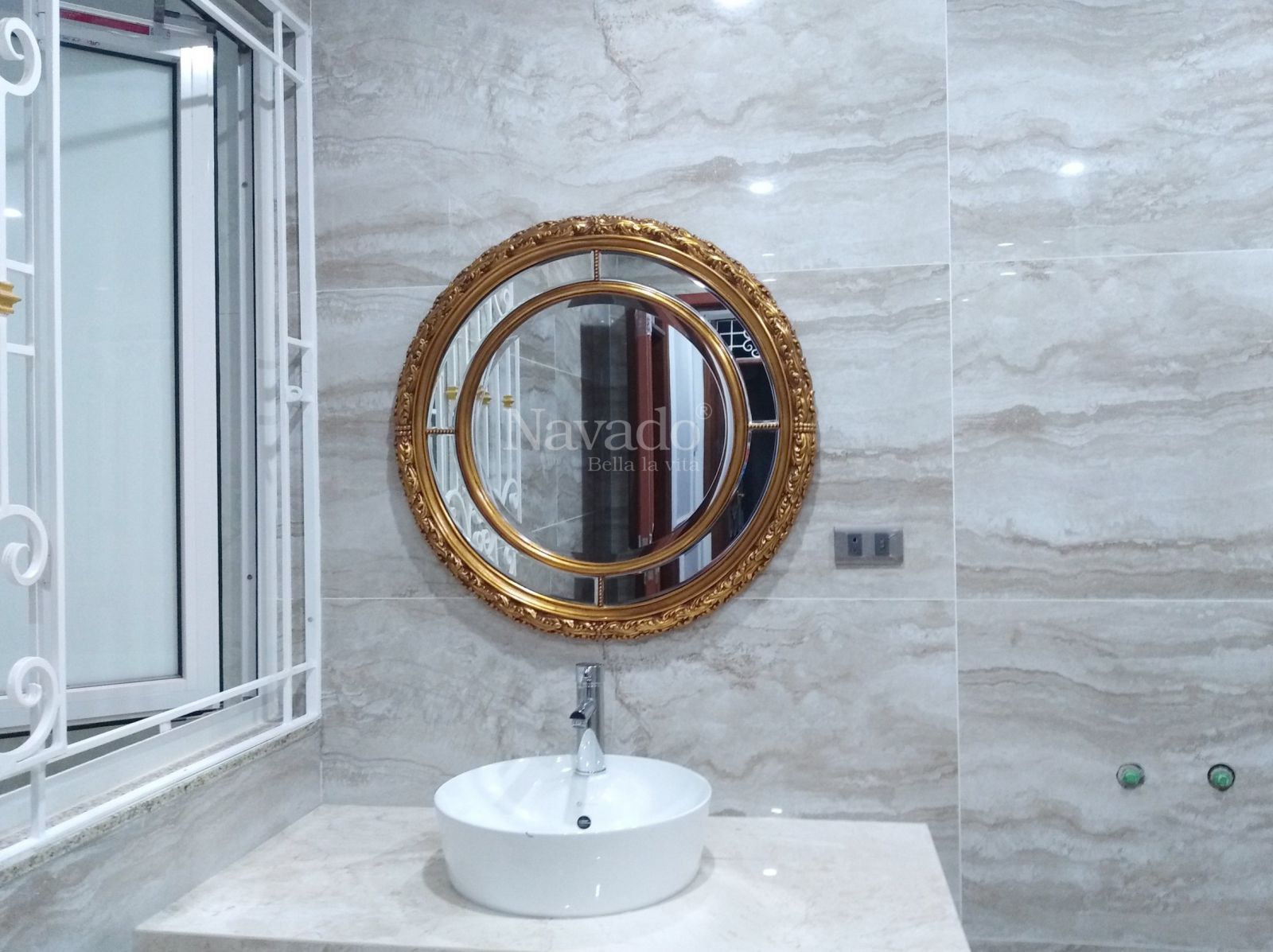 Wall-art-classic-mirror