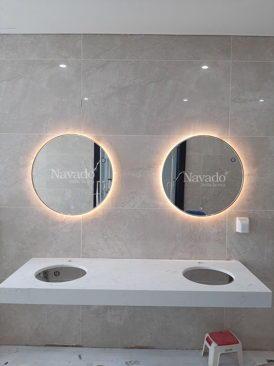 wall-decor-led-bathroom-mirror