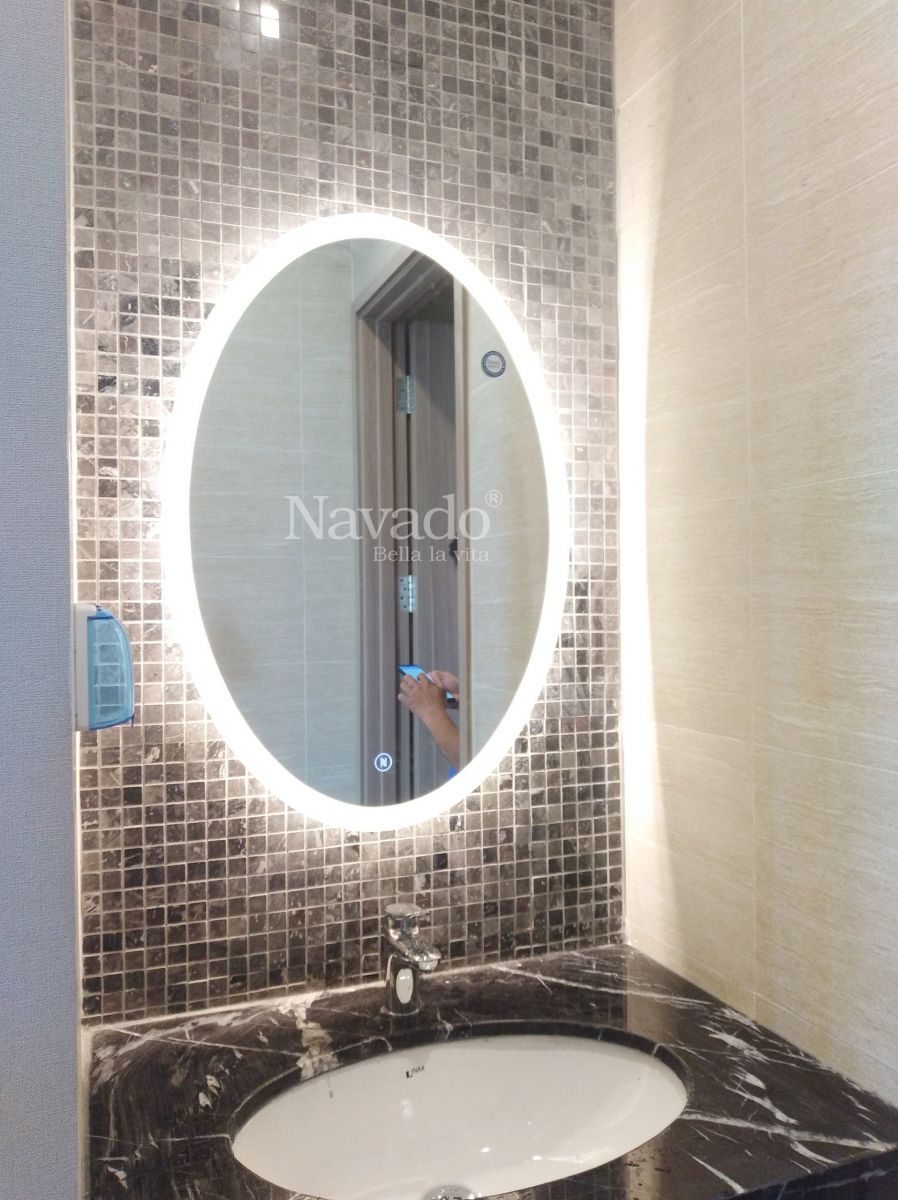 modern-led-elip-bathroom-mirror