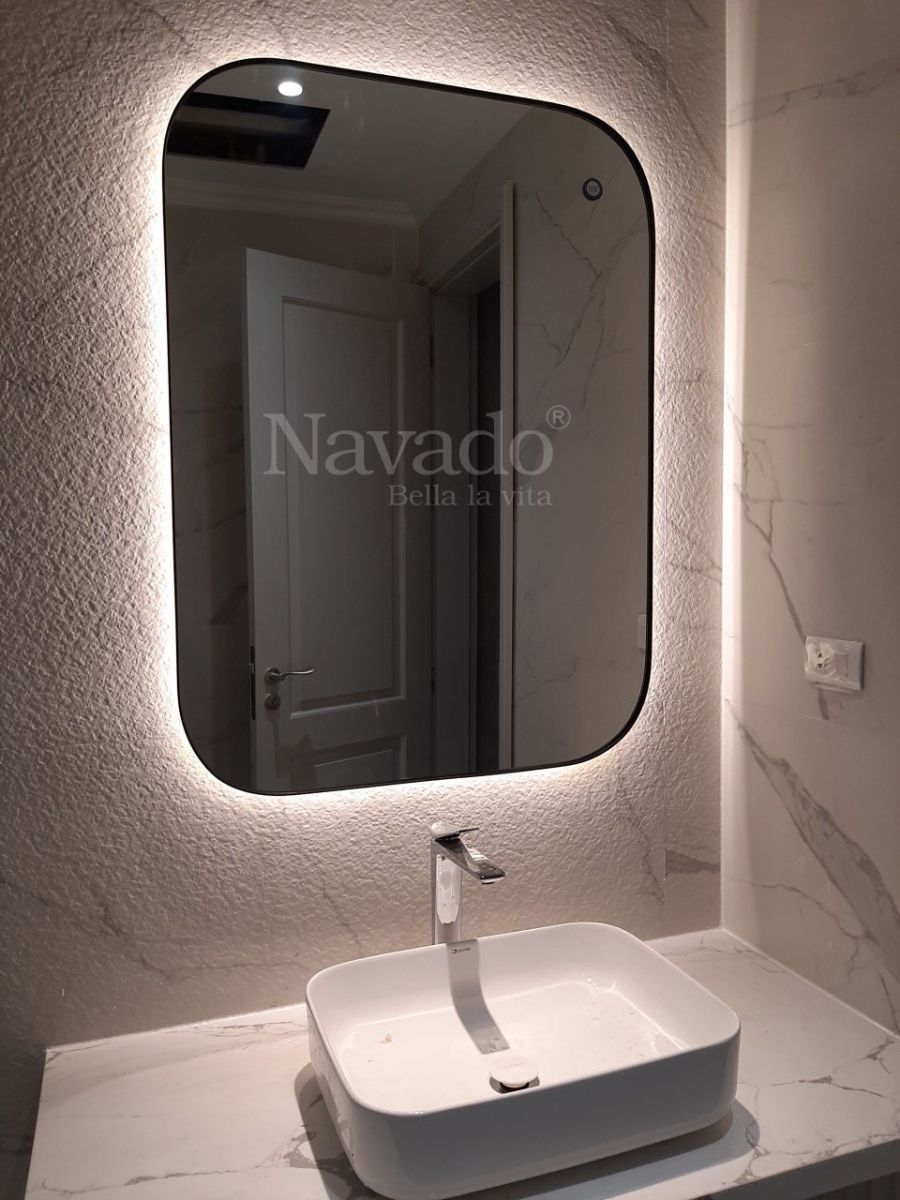 black-frame-bathroom-mirror