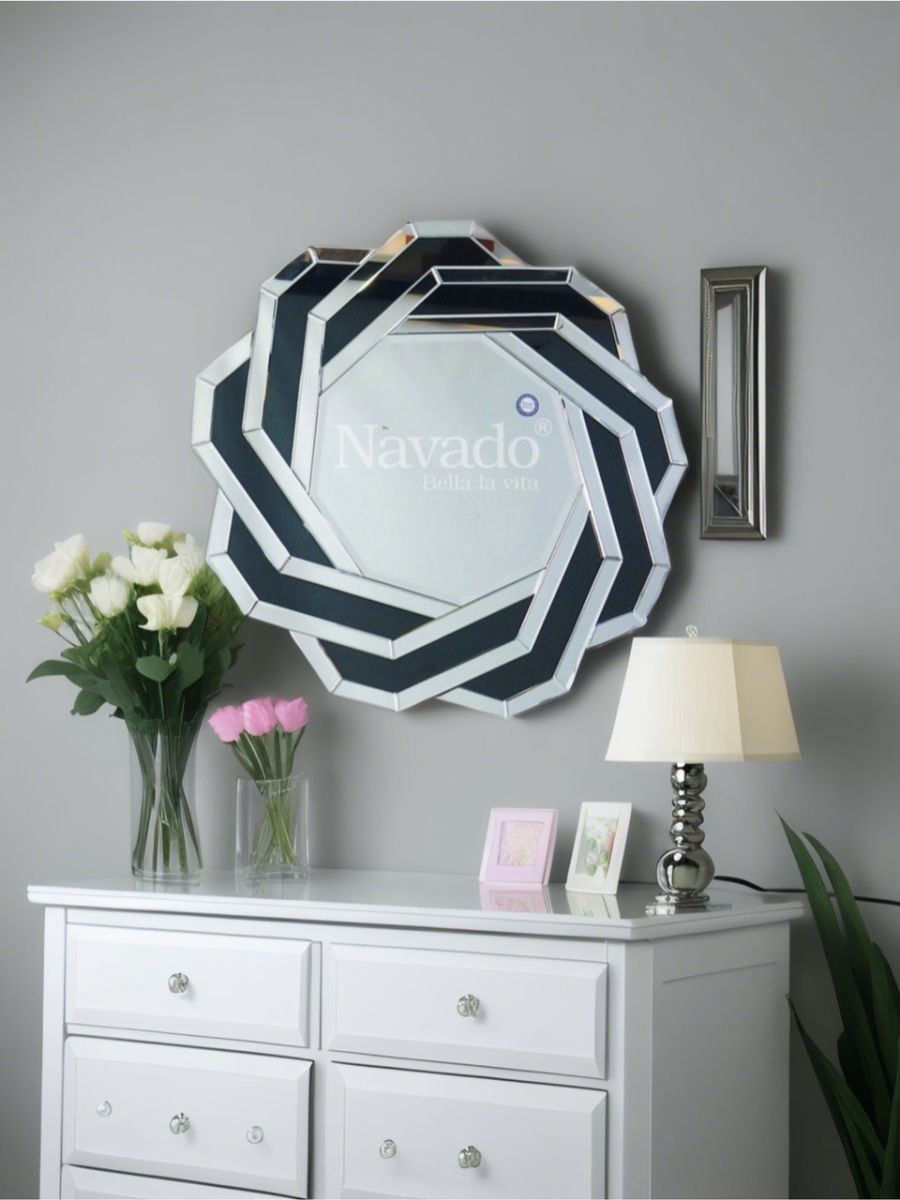 mean Spider Black white art living room wall decoration mirror