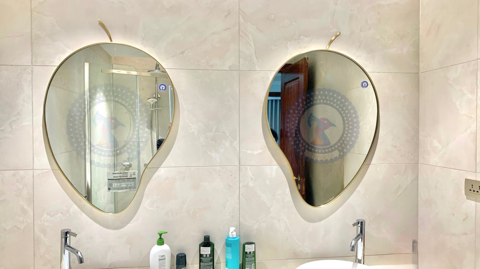 Bathroom wall art mirror model Nav 3030-IN