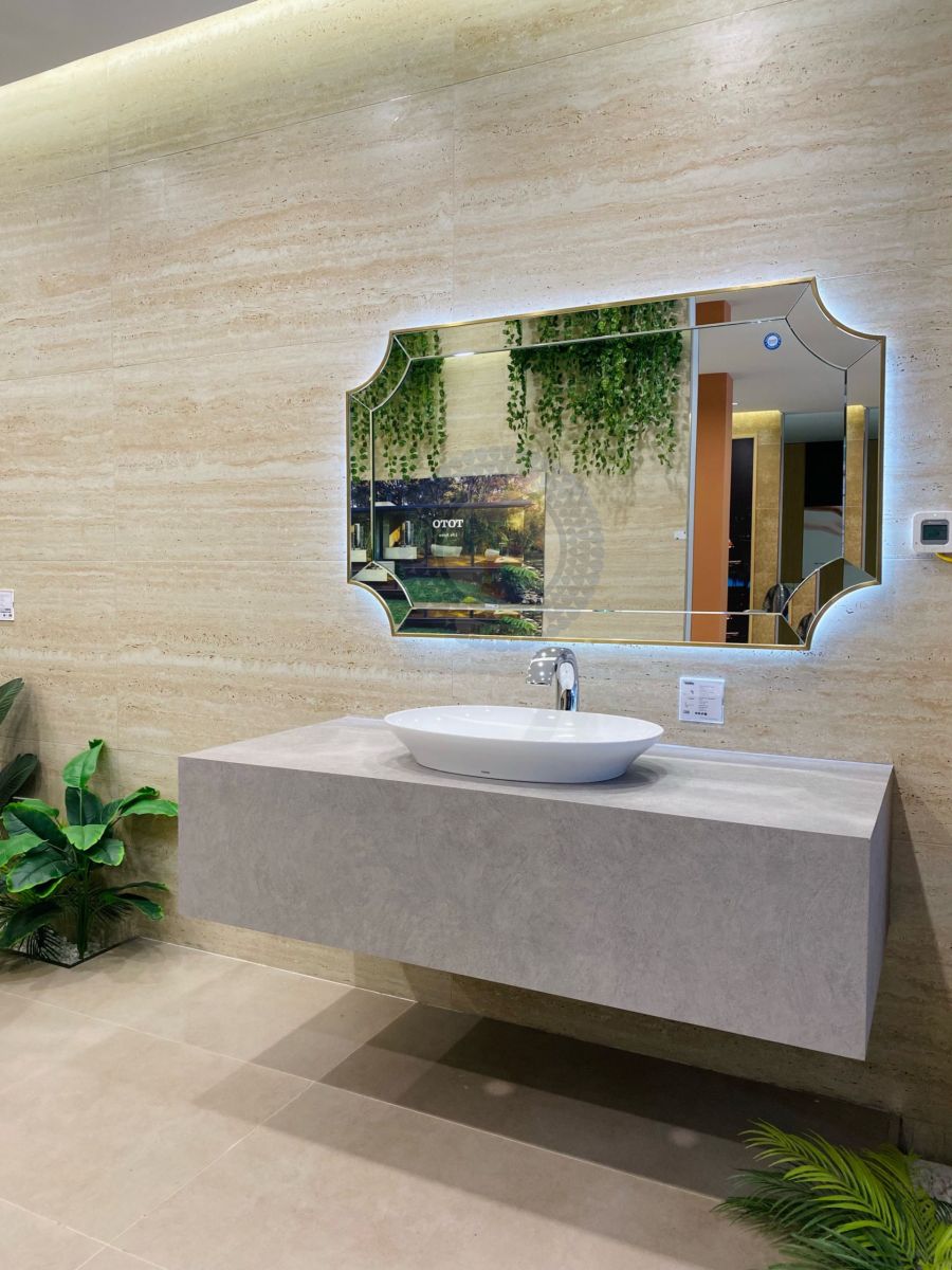 Bathroom wall mirror with led lights