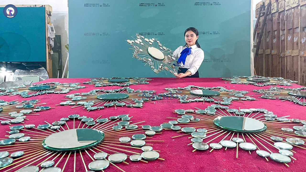 hand made leaf-shaped vanity mirror