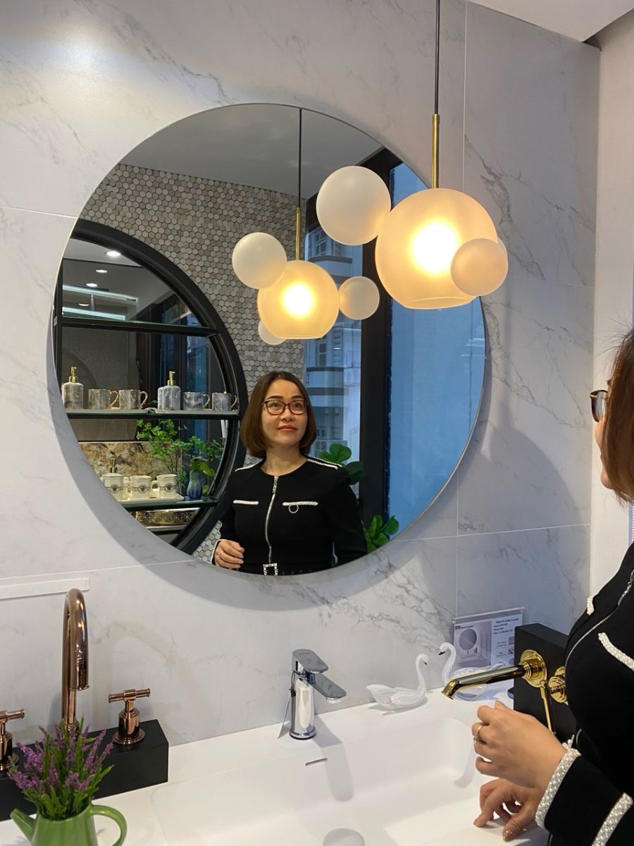 beveled round bathroom mirror